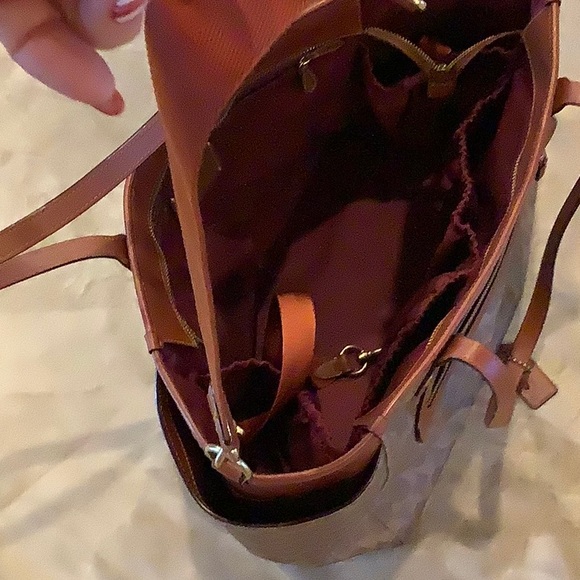 COACH Women’s Signature Canvas Bag - Picture 6 of 14